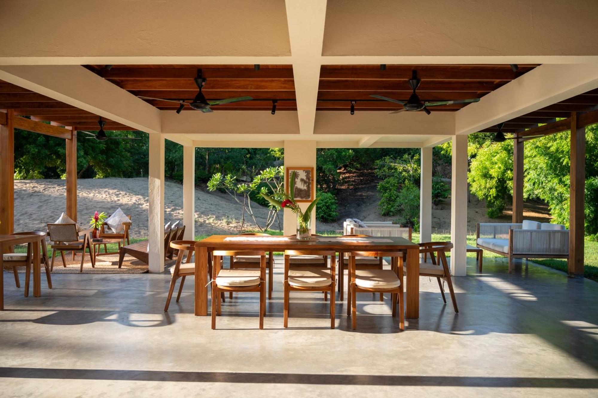 Niketh Villa Komari Arugambay Exterior photo